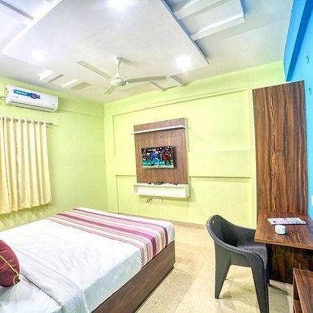 Redkey Inn Hotel Near Bangalore Airport Airport Pickup & Drop Available 24X7 Yelahanka Buitenkant foto