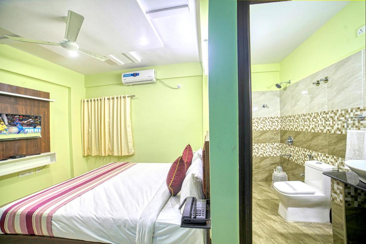 Redkey Inn Hotel Near Bangalore Airport Airport Pickup & Drop Available 24X7 Yelahanka Buitenkant foto